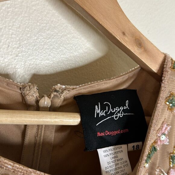 Mac Duggal EMBELLISHED HIGH NECK FLUTTER SLEEVE GOWN size 18 - Picture 10 of 13